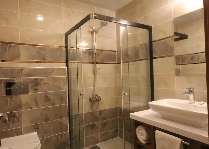 Garden Restaurant Cafe Hotel 3*