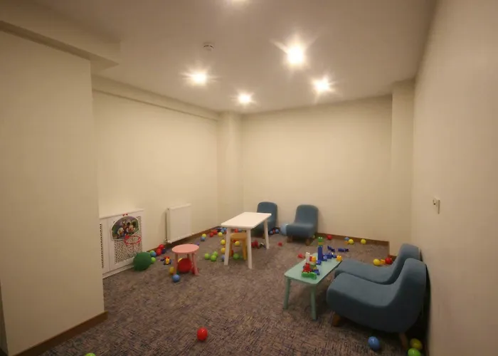 Garden Restaurant Cafe Zara