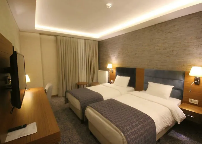 Garden Restaurant Cafe 3* Zara