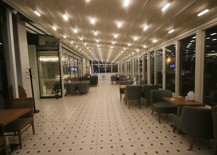 Garden Restaurant Cafe 3*