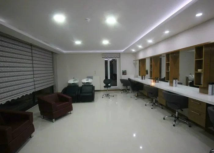 Hotel Garden Restaurant Cafe 3*